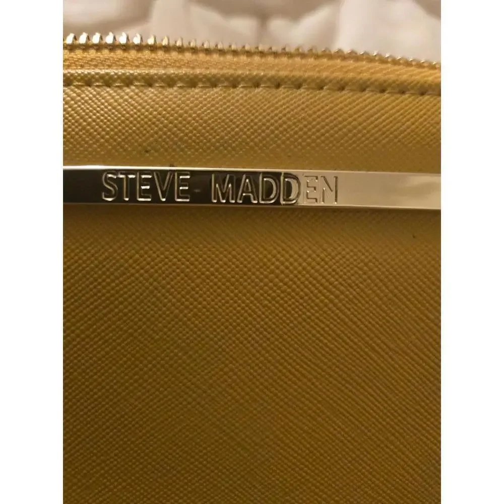 Steve madden mustard Wristlet Clutch Wallet